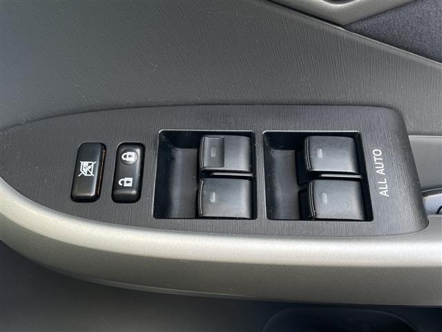 Toyota PRIUS 2011 8272495-11
