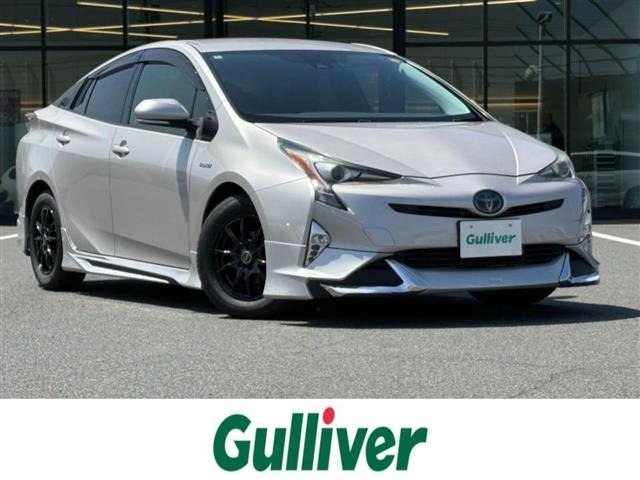 Toyota PRIUS 2016 8272496-0