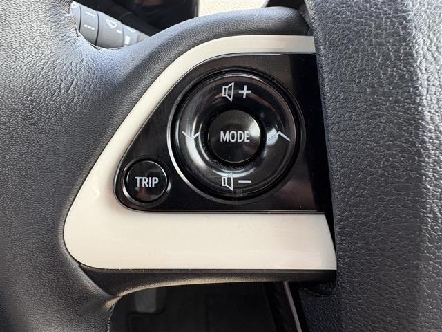 Toyota PRIUS 2016 8272496-5