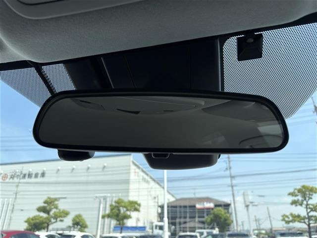 Toyota PRIUS 2016 8272496-6