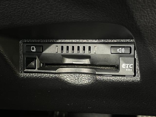 Toyota PRIUS 2020 8272497-11