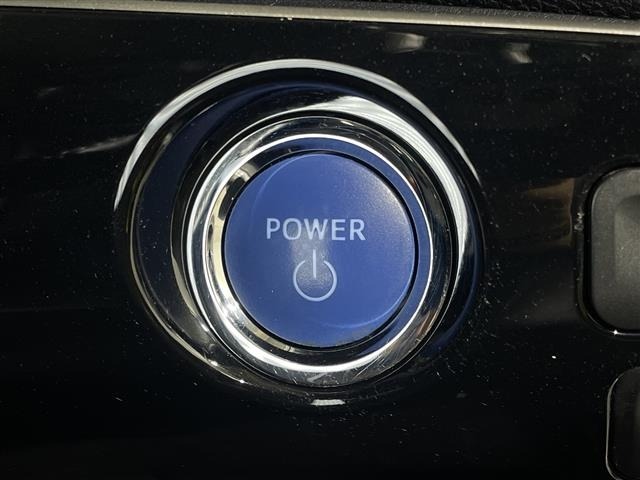 Toyota PRIUS 2020 8272497-13