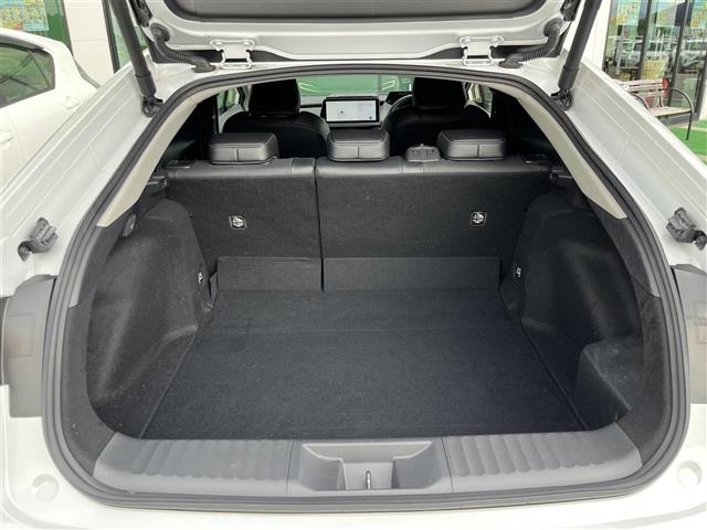 Toyota PRIUS 2023 8272498-12