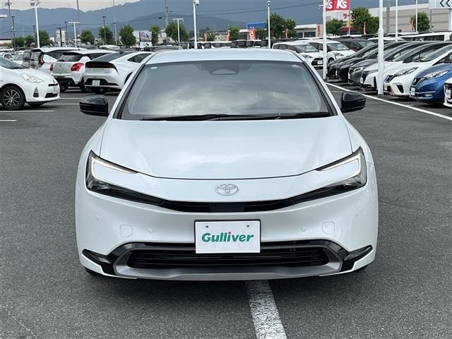Toyota PRIUS 2023 8272498-22