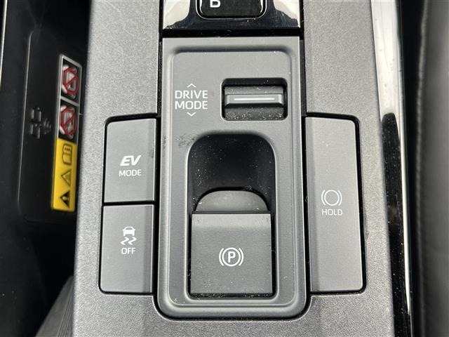 Toyota PRIUS 2023 8272498-3