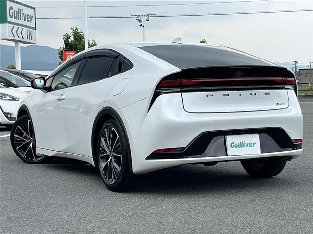 Toyota PRIUS 2023 8272498-4