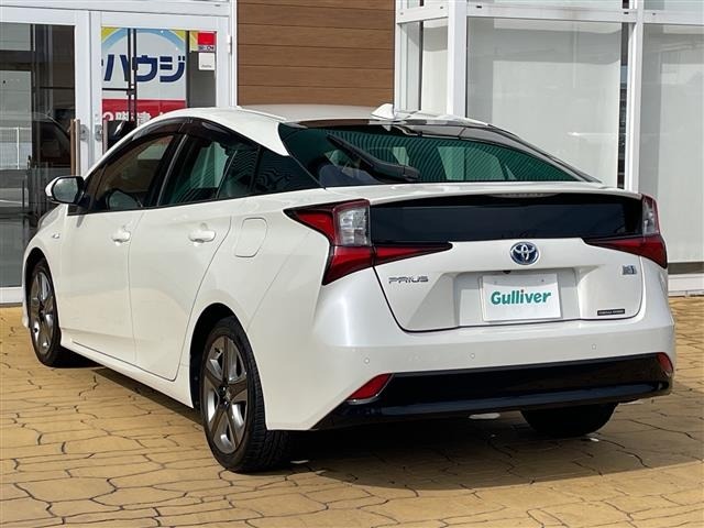 Toyota PRIUS 2019 8272499-13