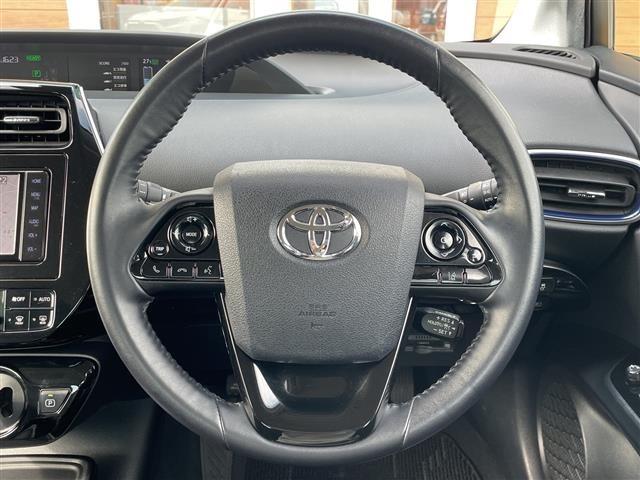 Toyota PRIUS 2019 8272499-15