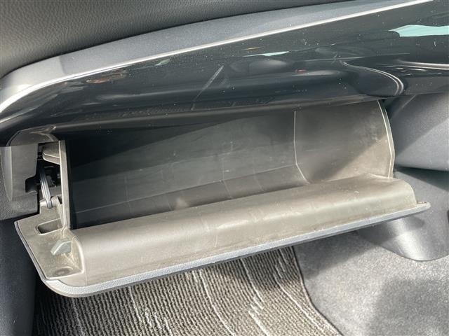 Toyota PRIUS 2019 8272499-2