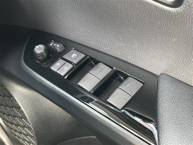 Toyota PRIUS 2019 8272499-22