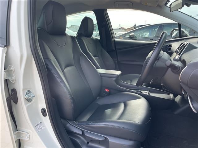 Toyota PRIUS 2019 8272499-6