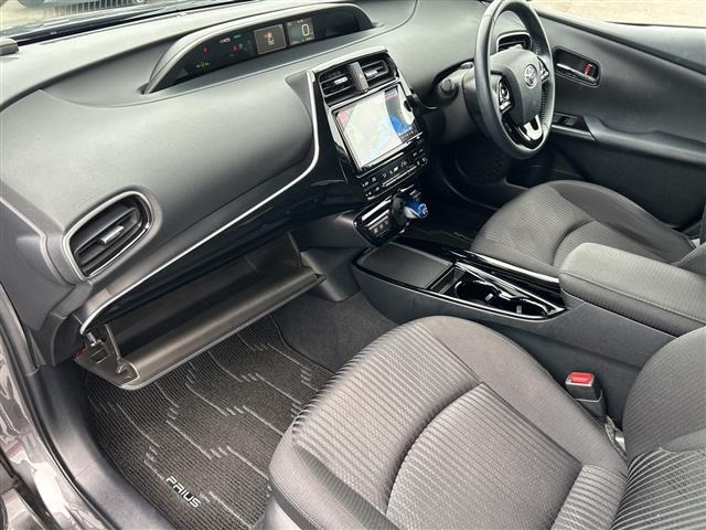 Toyota PRIUS 2019 8272500-2