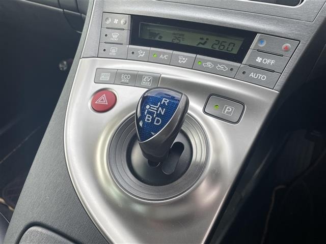Toyota PRIUS 2014 8272501-22