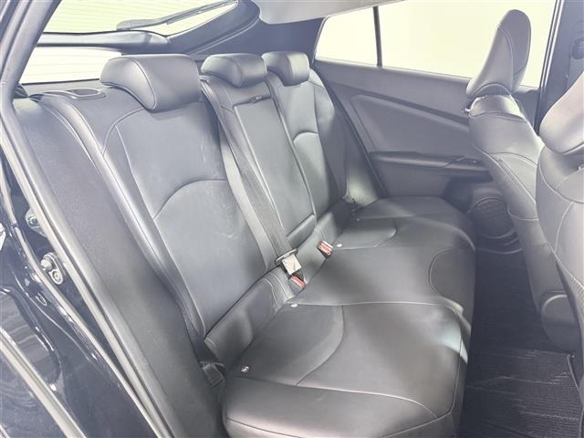 Toyota PRIUS 2016 8272502-10