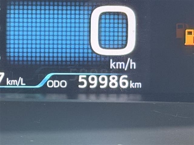 Toyota PRIUS 2016 8272502-5