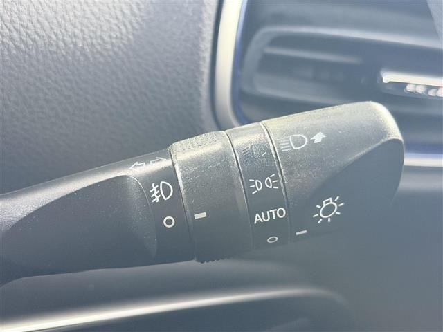 Toyota PRIUS 2016 8272502-6