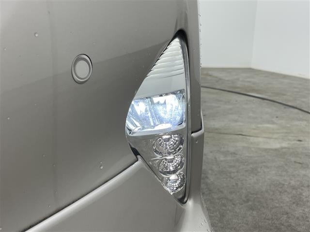 Toyota PRIUS 2018 8272503-11