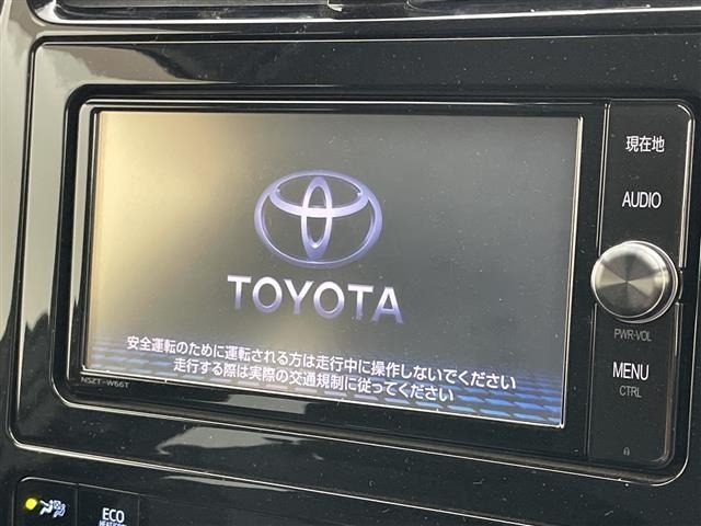 Toyota PRIUS 2018 8272503-15