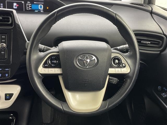 Toyota PRIUS 2018 8272503-17