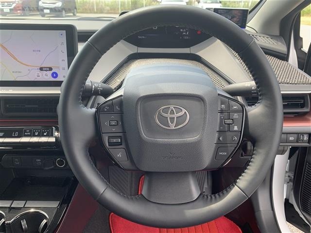 Toyota PRIUS 2025 8272504-1