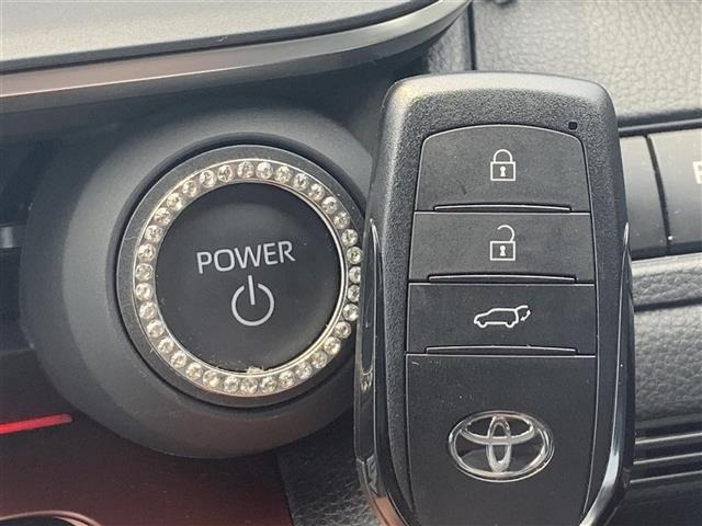 Toyota PRIUS 2025 8272504-10