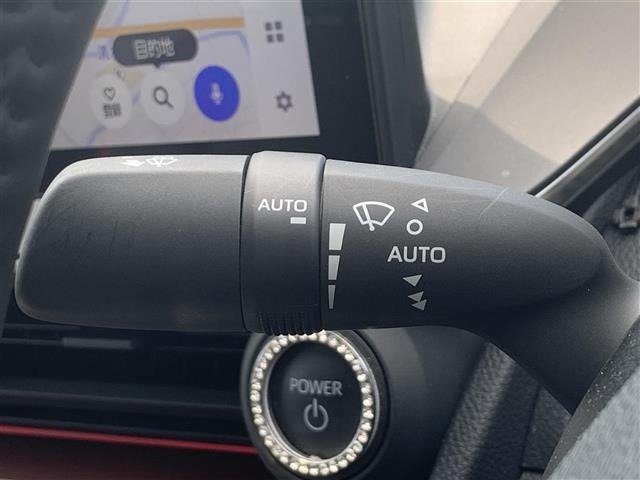 Toyota PRIUS 2025 8272504-7