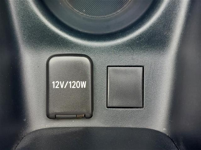 Toyota PRIUS 2021 8272505-19