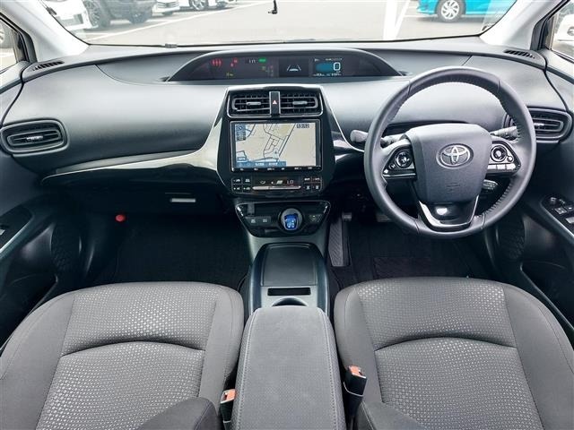 Toyota PRIUS 2021 8272505-29