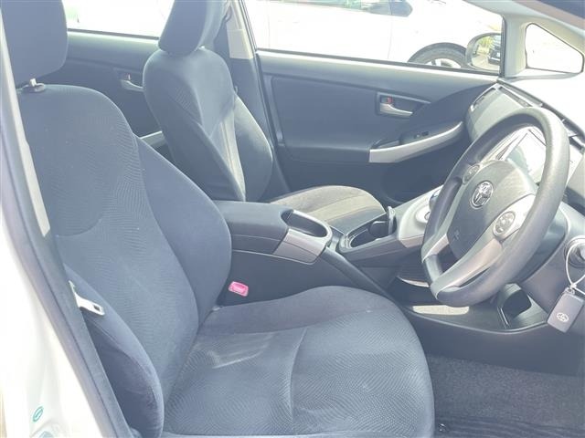 Toyota PRIUS 2013 8272506-14