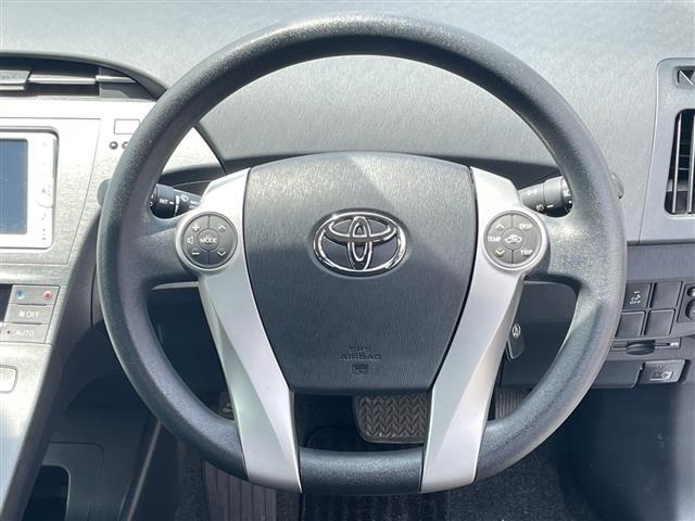Toyota PRIUS 2013 8272506-16