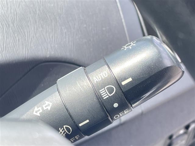 Toyota PRIUS 2013 8272506-18