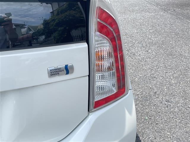 Toyota PRIUS 2013 8272506-20