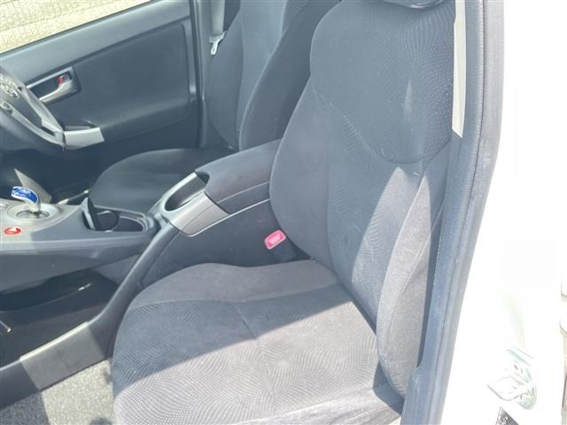 Toyota PRIUS 2013 8272506-8
