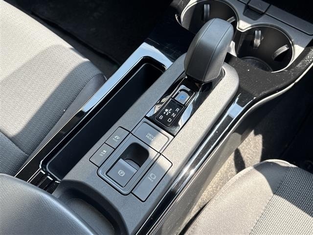 Toyota PRIUS 2023 8272507-1