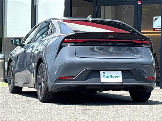Toyota PRIUS 2023 8272507-14
