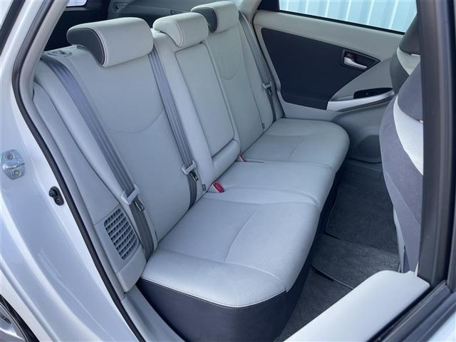 Toyota PRIUS 2011 8272508-9