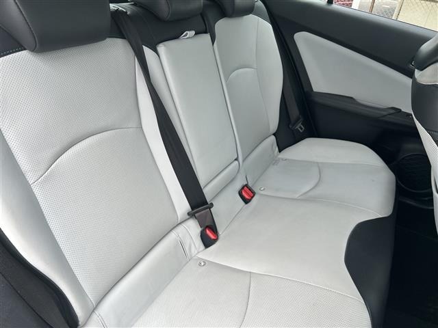 Toyota PRIUS 2017 8272509-10