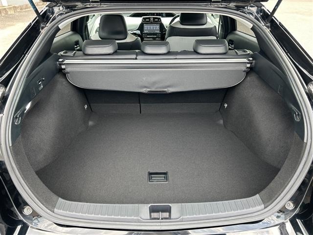 Toyota PRIUS 2017 8272509-7