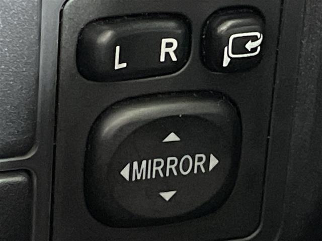 Toyota PRIUS 2015 8272510-6