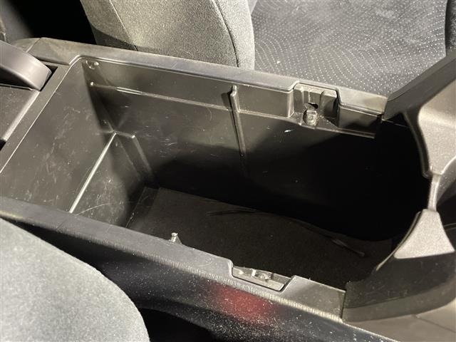Toyota PRIUS 2015 8272510-7