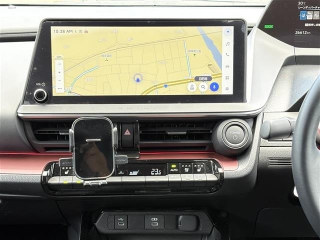 Toyota PRIUS 2023 8272511-18
