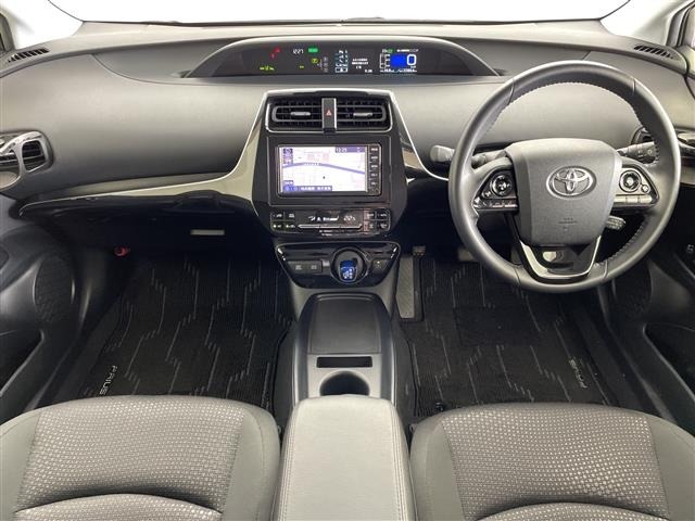 Toyota PRIUS 2021 8272512-14