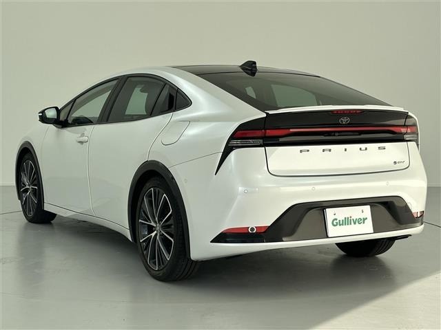 Toyota PRIUS 2023 8272515-13
