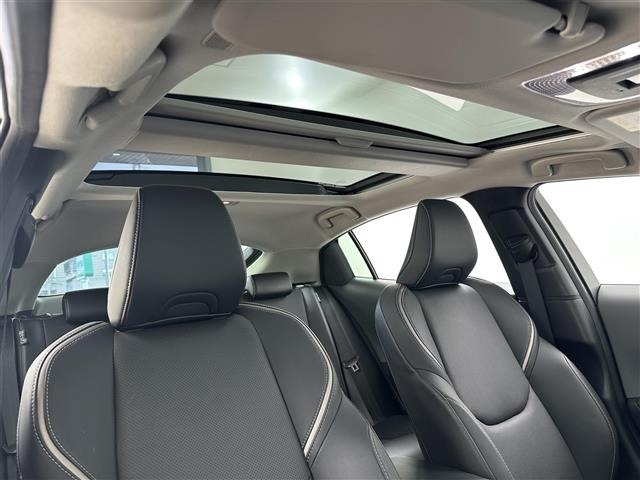 Toyota PRIUS 2023 8272515-16