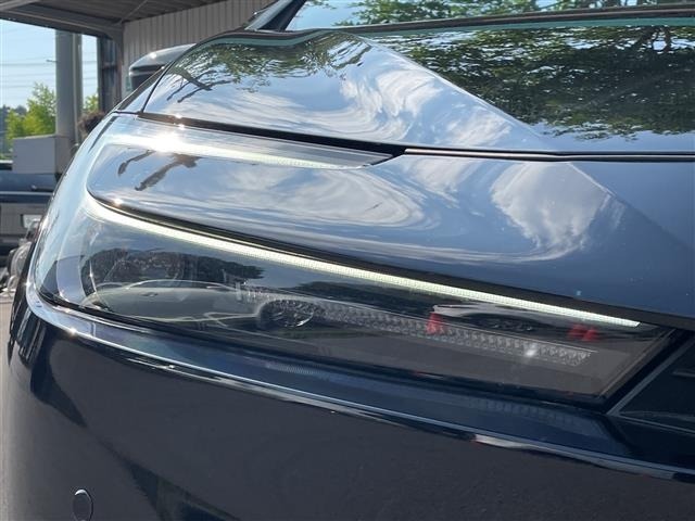 Toyota PRIUS 2024 8272517-11