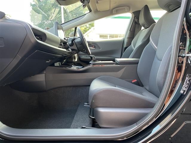 Toyota PRIUS 2024 8272517-8