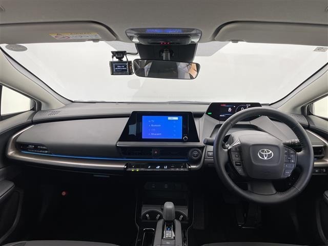 Toyota PRIUS 2023 8272518-14
