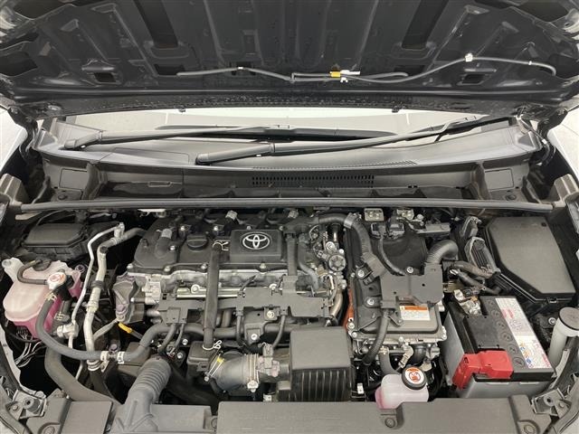 Toyota PRIUS 2023 8272518-16