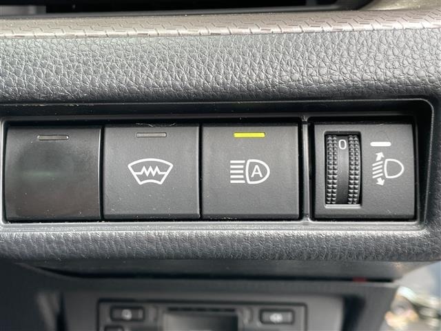 Toyota PRIUS 2023 8272519-1