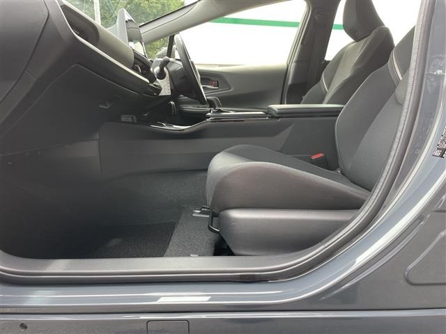 Toyota PRIUS 2023 8272519-8